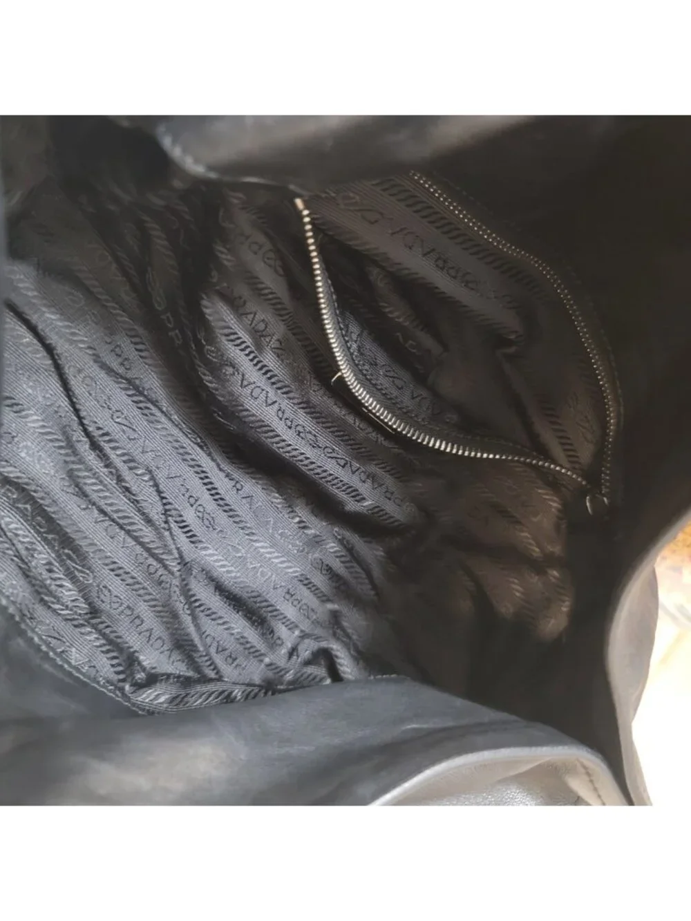 PRADA Milano Italy Black Tessuto-Vitelli Push-lock Easy Shoulder Bag Vintage - Picture 9 of 16